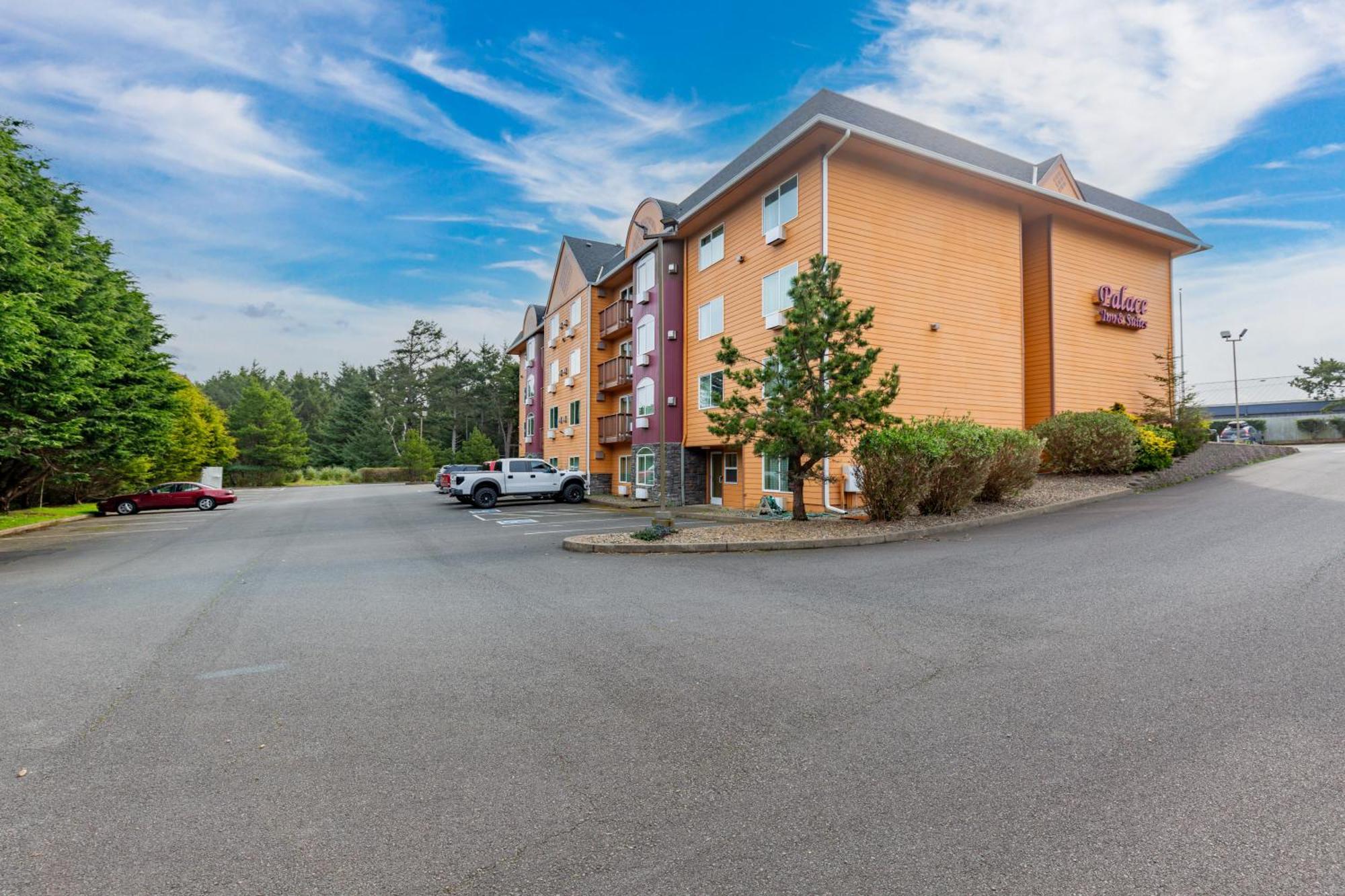 לינקולן סיטי Palace Inn & Suites מראה חיצוני תמונה