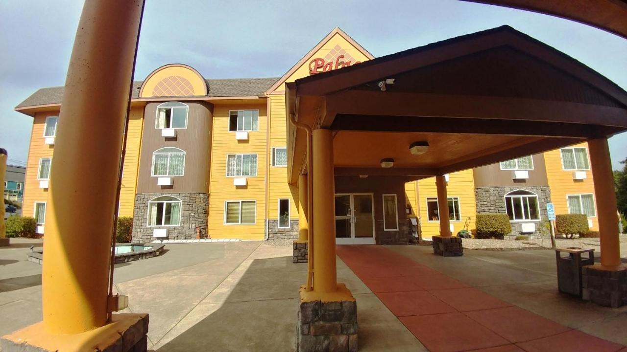 לינקולן סיטי Palace Inn & Suites מראה חיצוני תמונה
