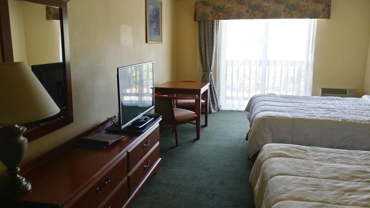 לינקולן סיטי Palace Inn & Suites מראה חיצוני תמונה