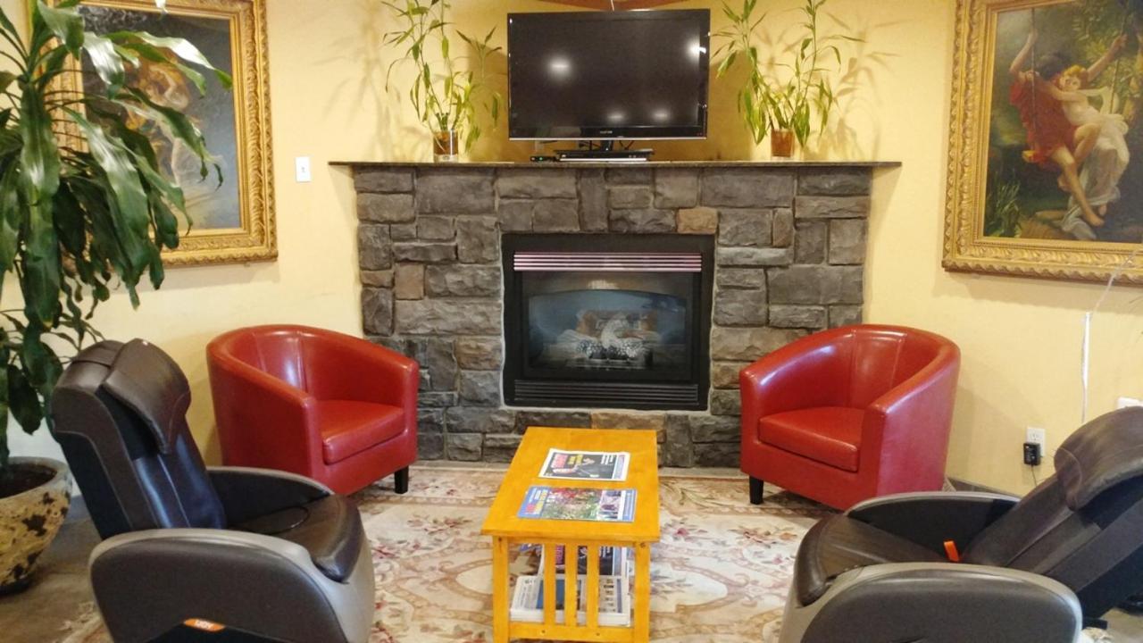 לינקולן סיטי Palace Inn & Suites מראה חיצוני תמונה