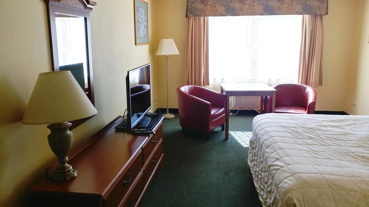 לינקולן סיטי Palace Inn & Suites מראה חיצוני תמונה