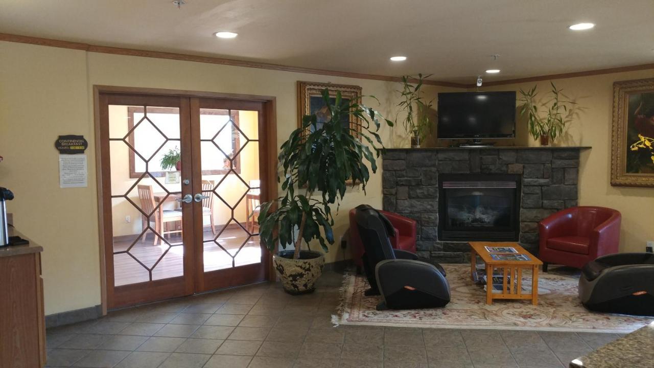 לינקולן סיטי Palace Inn & Suites מראה חיצוני תמונה